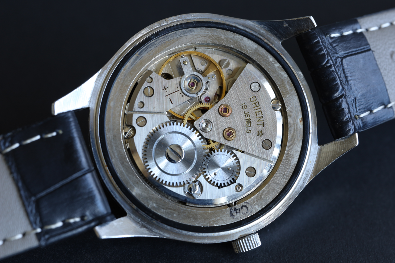 ORIENT(オリエント) 60's OLYMPIA CALENDAR Swimmer