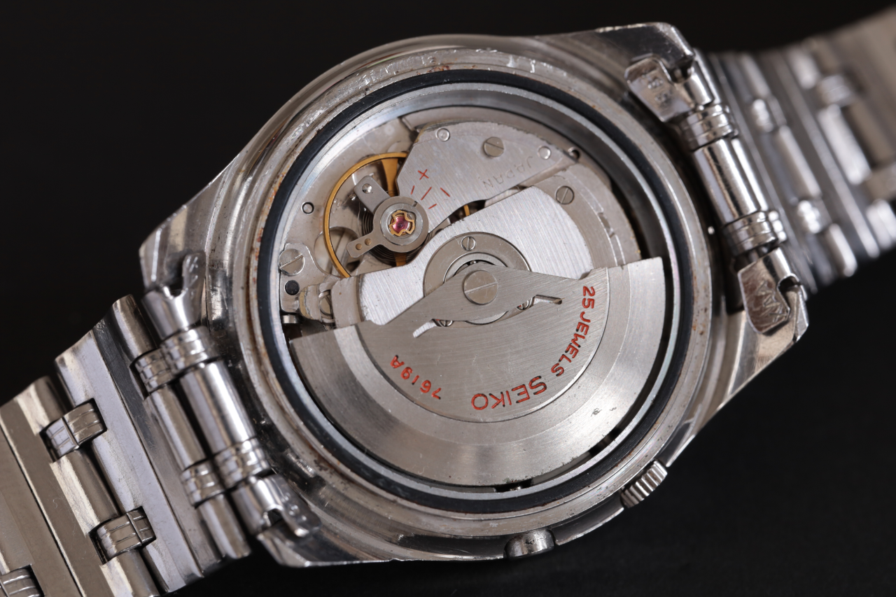 SEIKO 66's Sports matic 5 Deluxe Cal.7619A