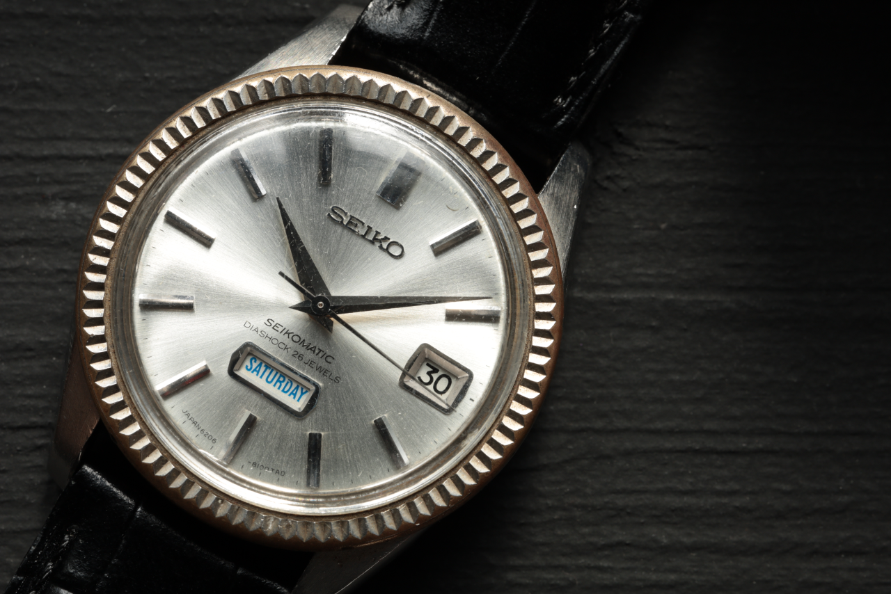 Seiko diashock 26 jewels hotsell