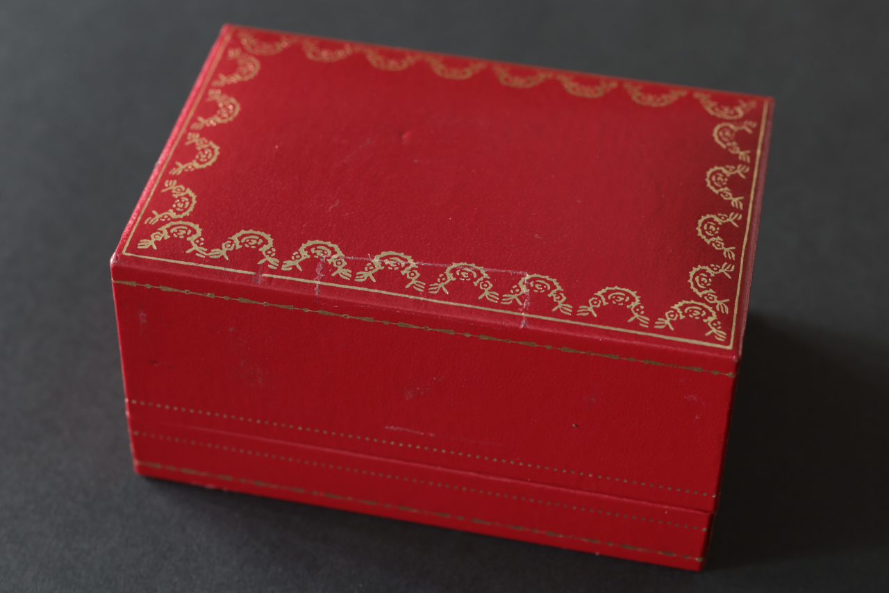 CARTIER 90's Tank Francaise LM 2302