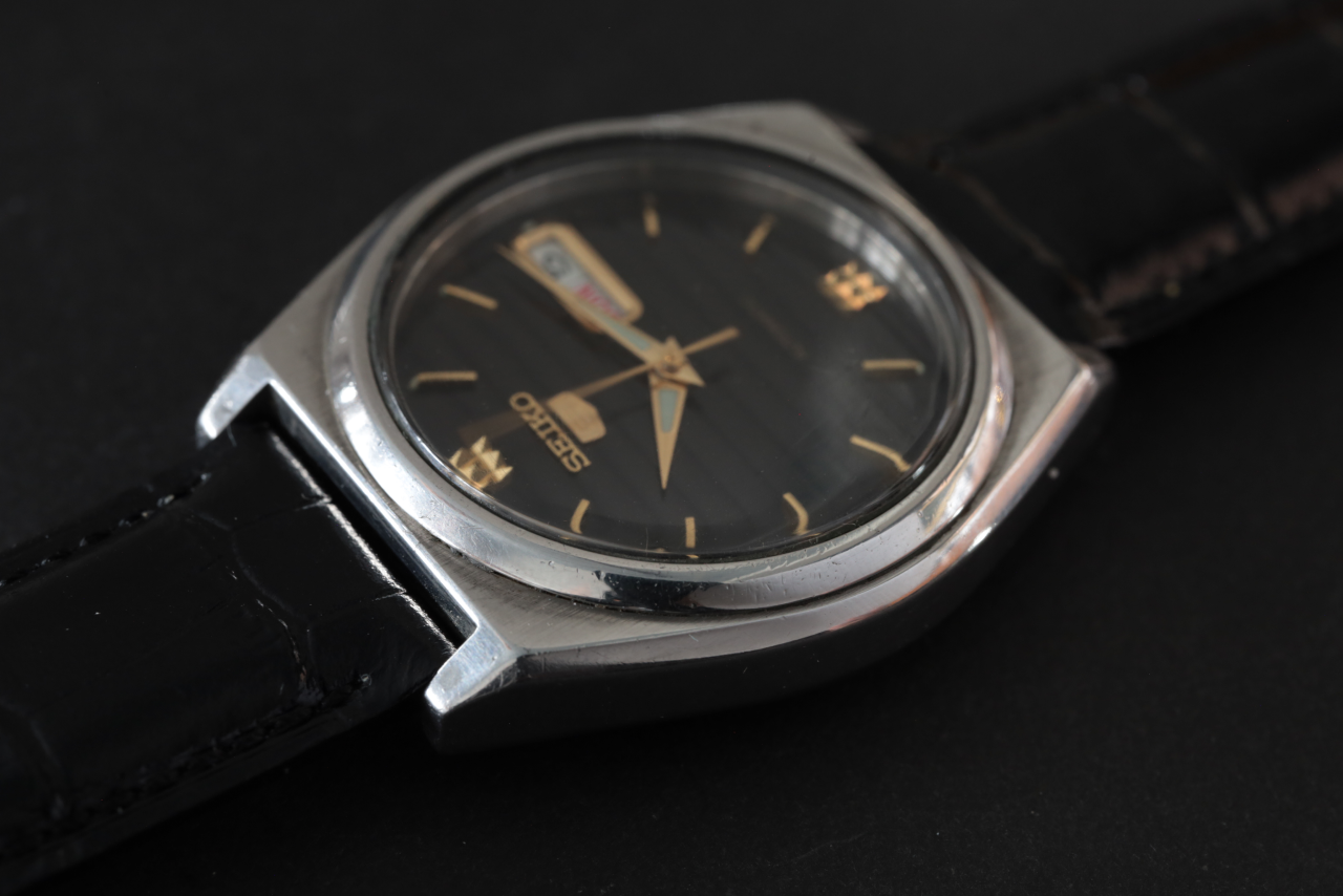SEIKO(セイコー)  90's  SEIKO 5  /  Cal.7S26A