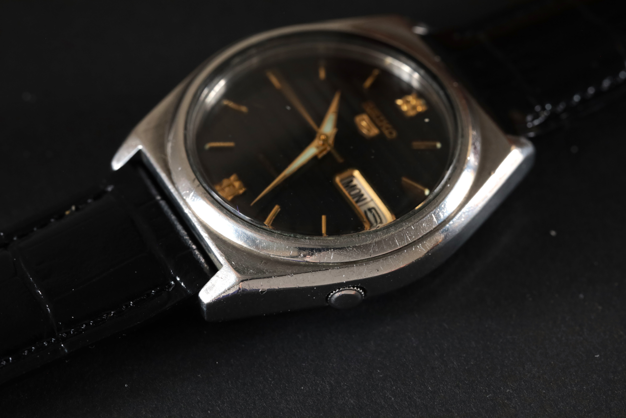 SEIKO(セイコー)  90's  SEIKO 5  /  Cal.7S26A