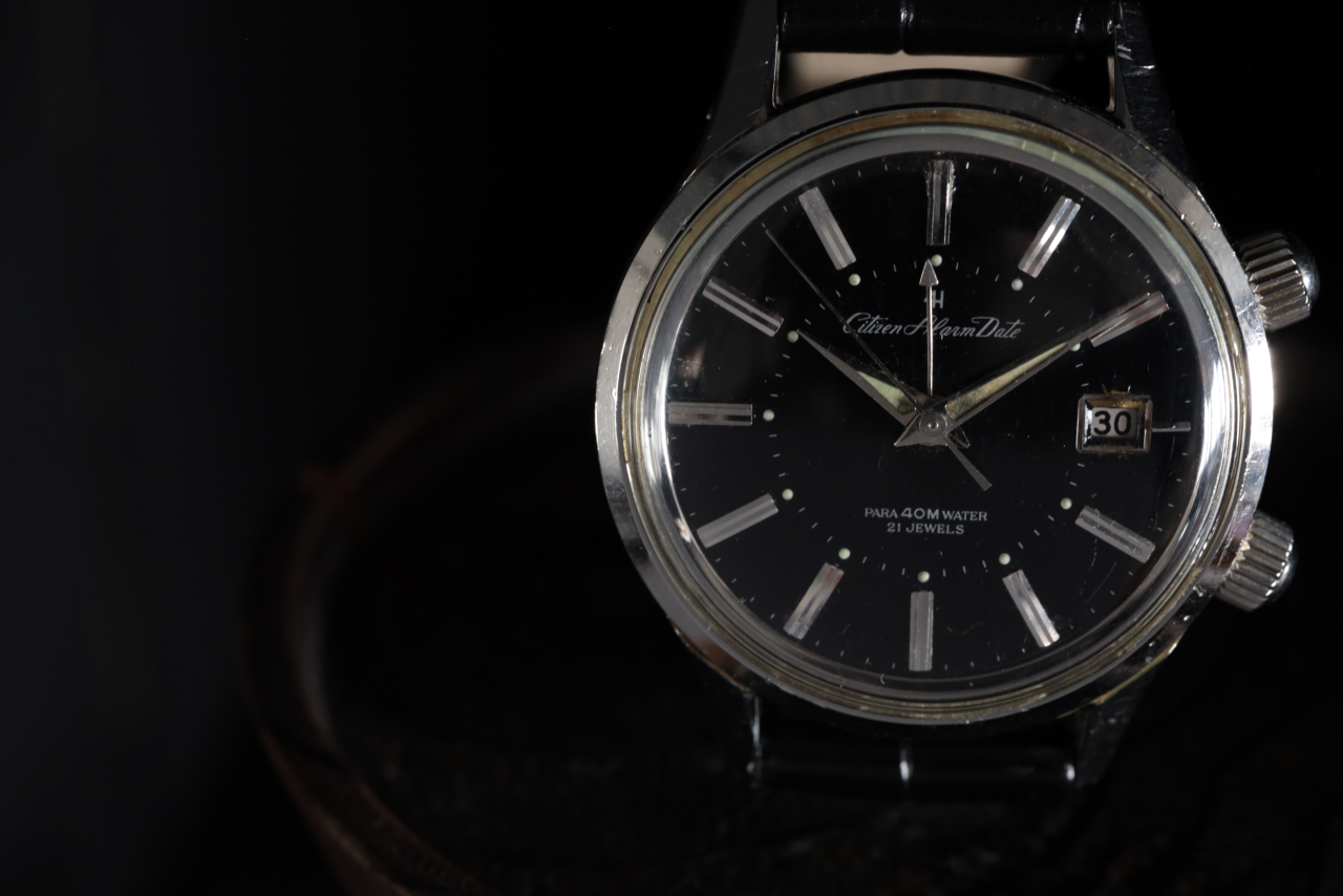 CITIZEN 65's Alarm Date 4H