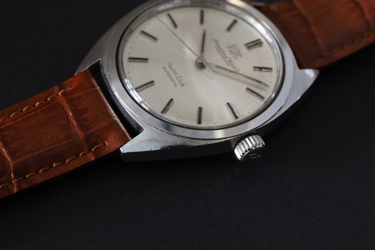 IWC (International Watch Company) 69's Yacht Club / Cal.854B