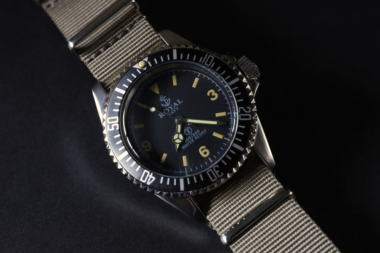 FAR EASTERN ENTHUSIAST(ファーイースタンエンスージアスト) FE-RNW / ROYAL NAVY WATCH