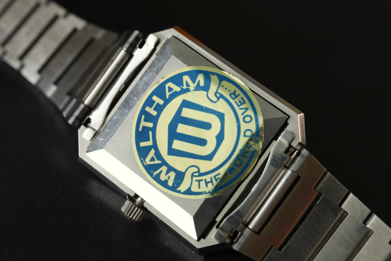 WALTHAM(ウォルサム) 60's Esquire