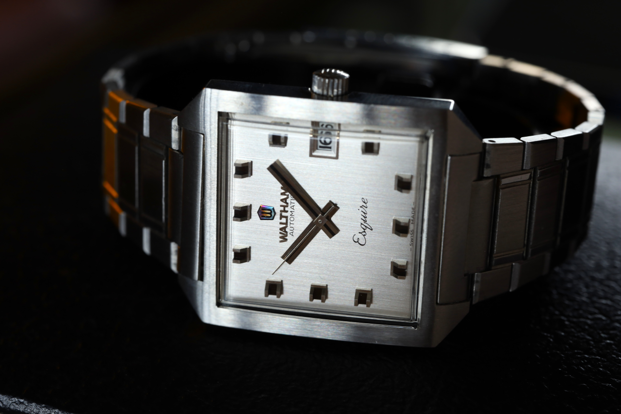 WALTHAM(ウォルサム) 60's Esquire