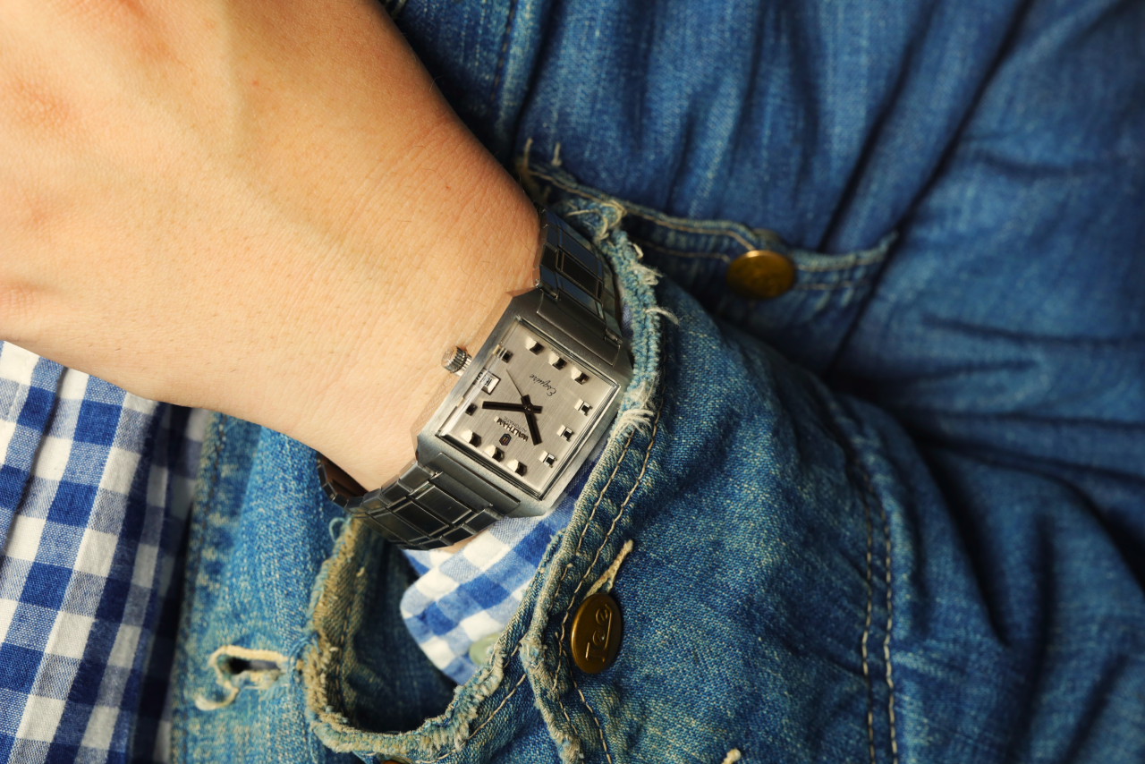 WALTHAM(ウォルサム) 60's Esquire