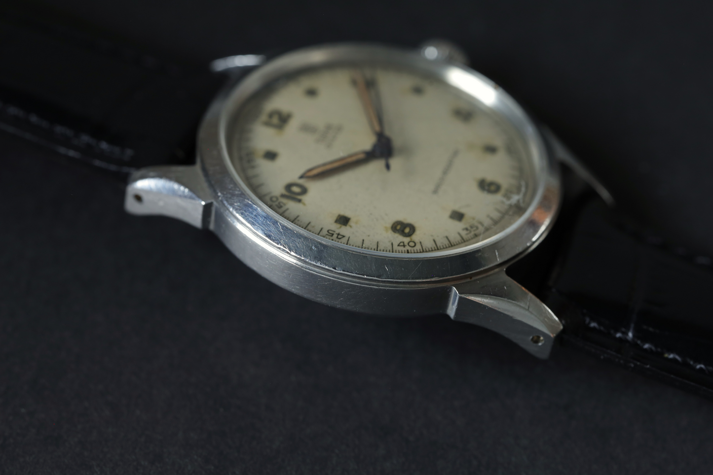TUDOR (チューダー) 40's / OYSTER