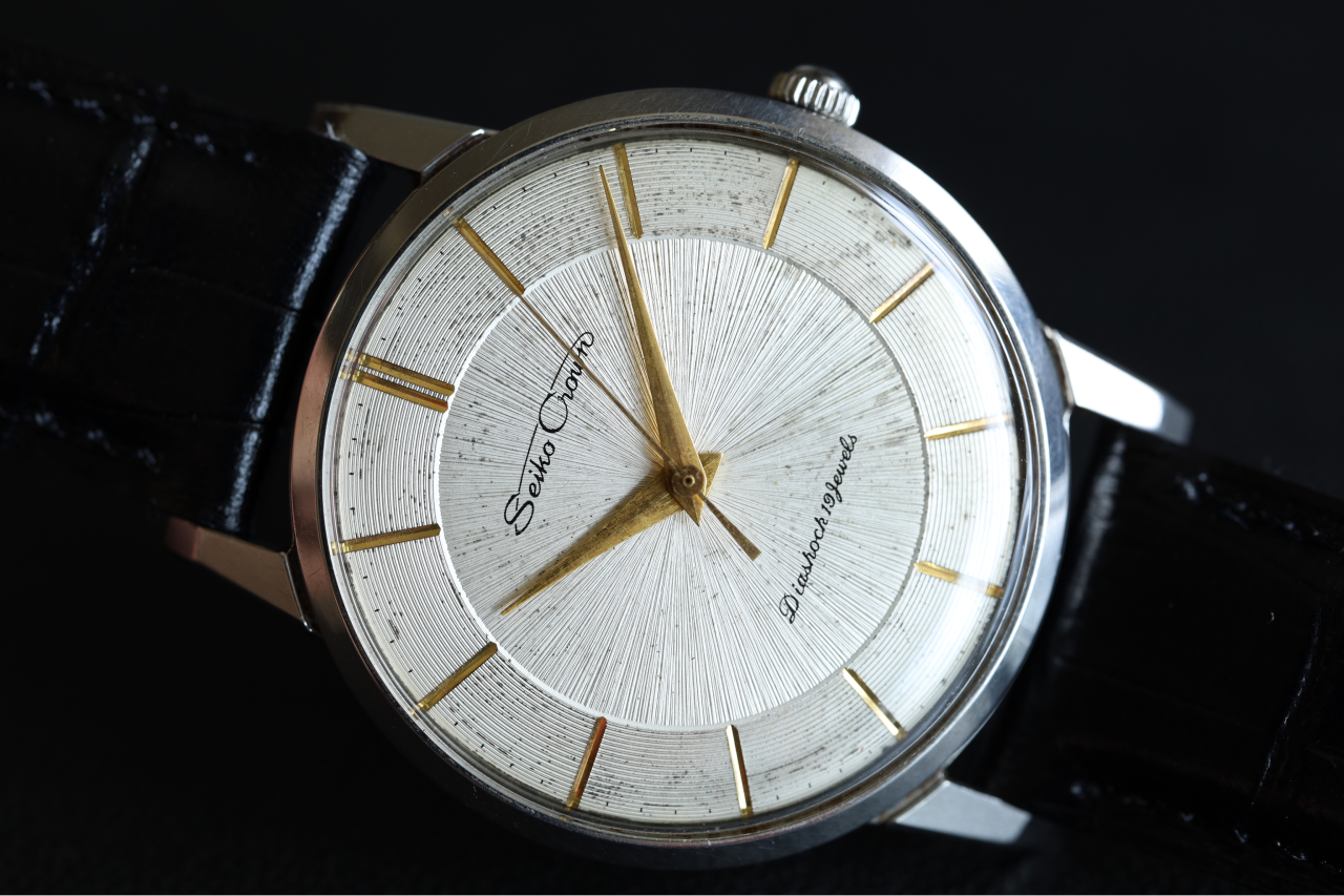 爆買い格安SEIKO Crown 15002 DIASHOCK 19 メンズ 腕時計 時計