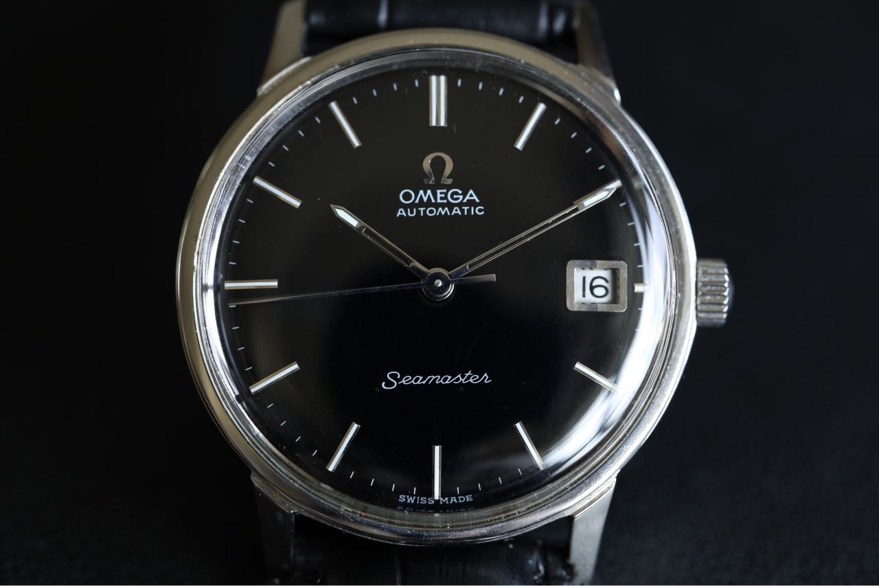 OMEGA(オメガ) 60's Seamaster Black Mirror dial Cal.565