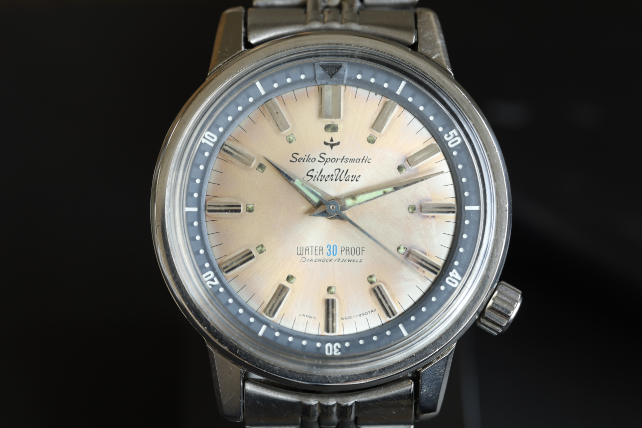 SEIKO(セイコー) 　60's  Sportsmatic Silver Wave Cal.2451