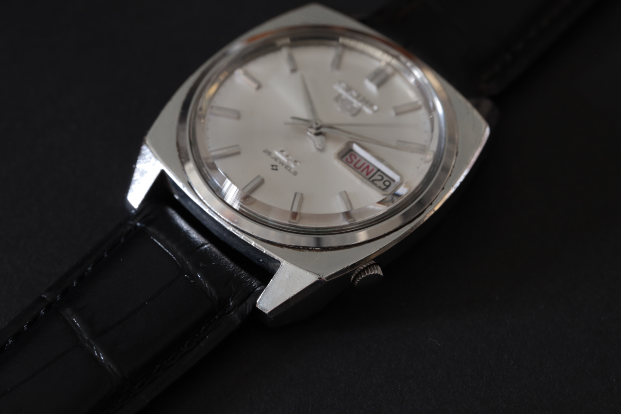 SEIKO 67's SEIKO 5 DX Cal.6106A 