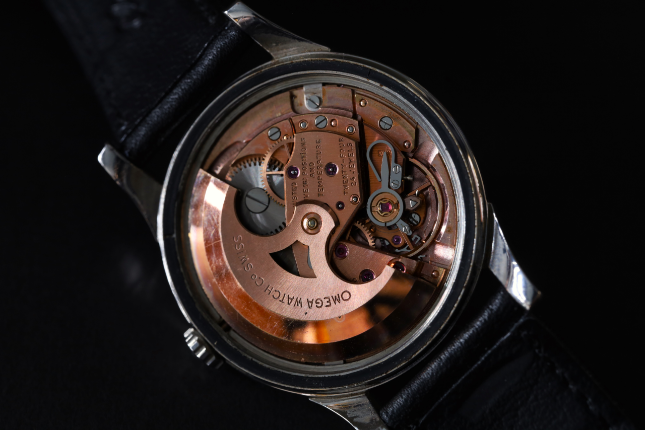 OMEGA 60's Constellation / Cal.551 