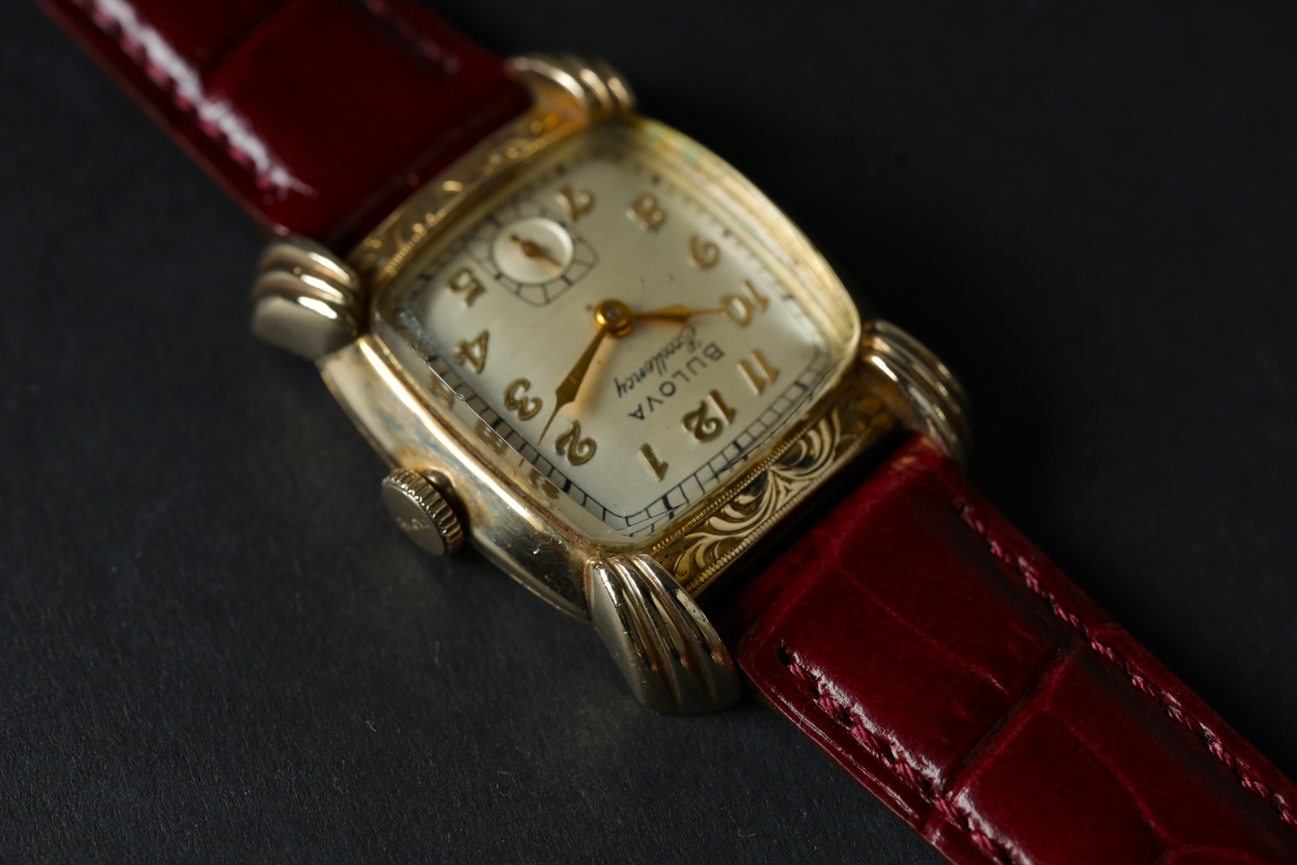 BULOVA (ブローバ) 　40's / Excellency / Cal.10BM