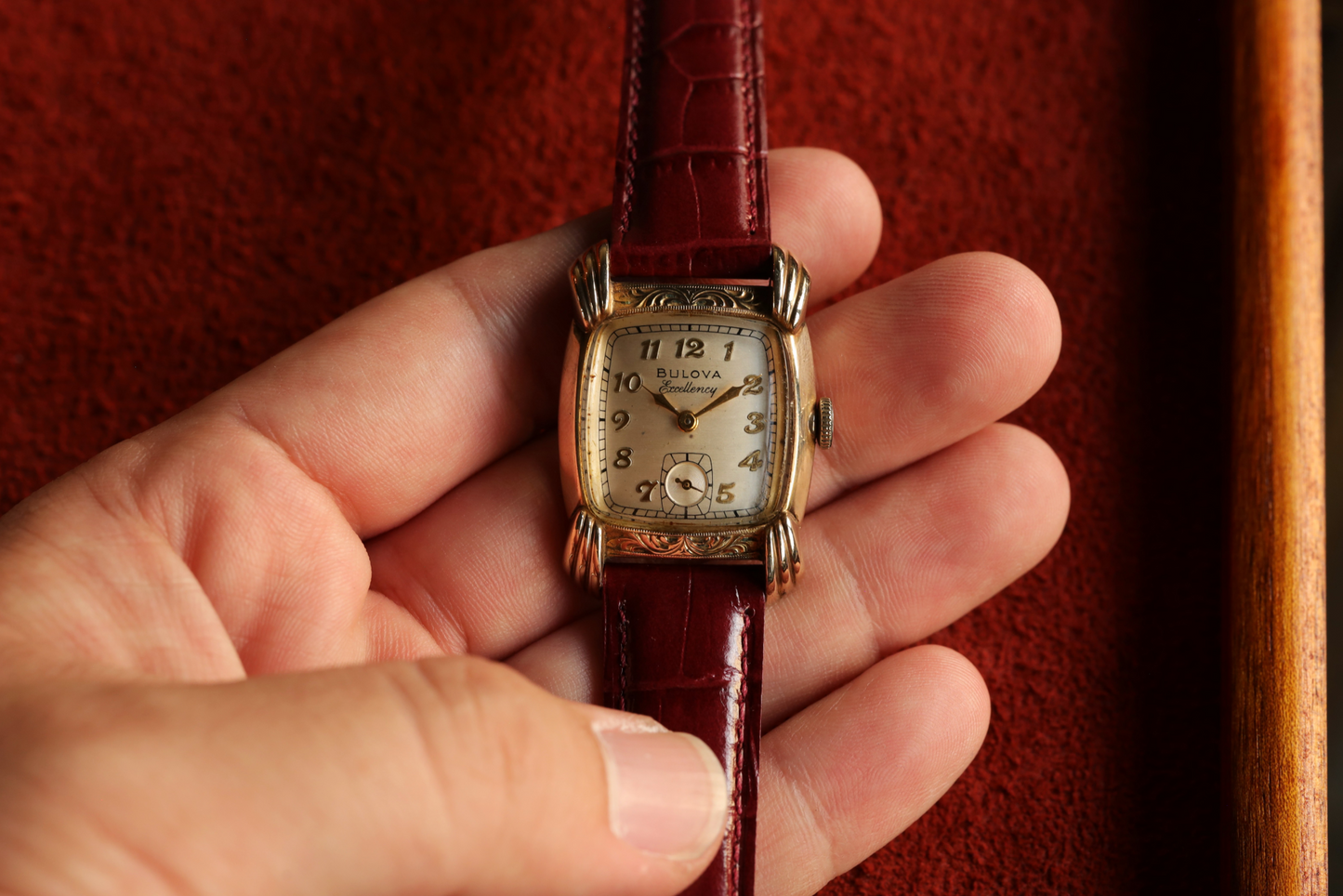BULOVA (ブローバ) 　40's / Excellency / Cal.10BM