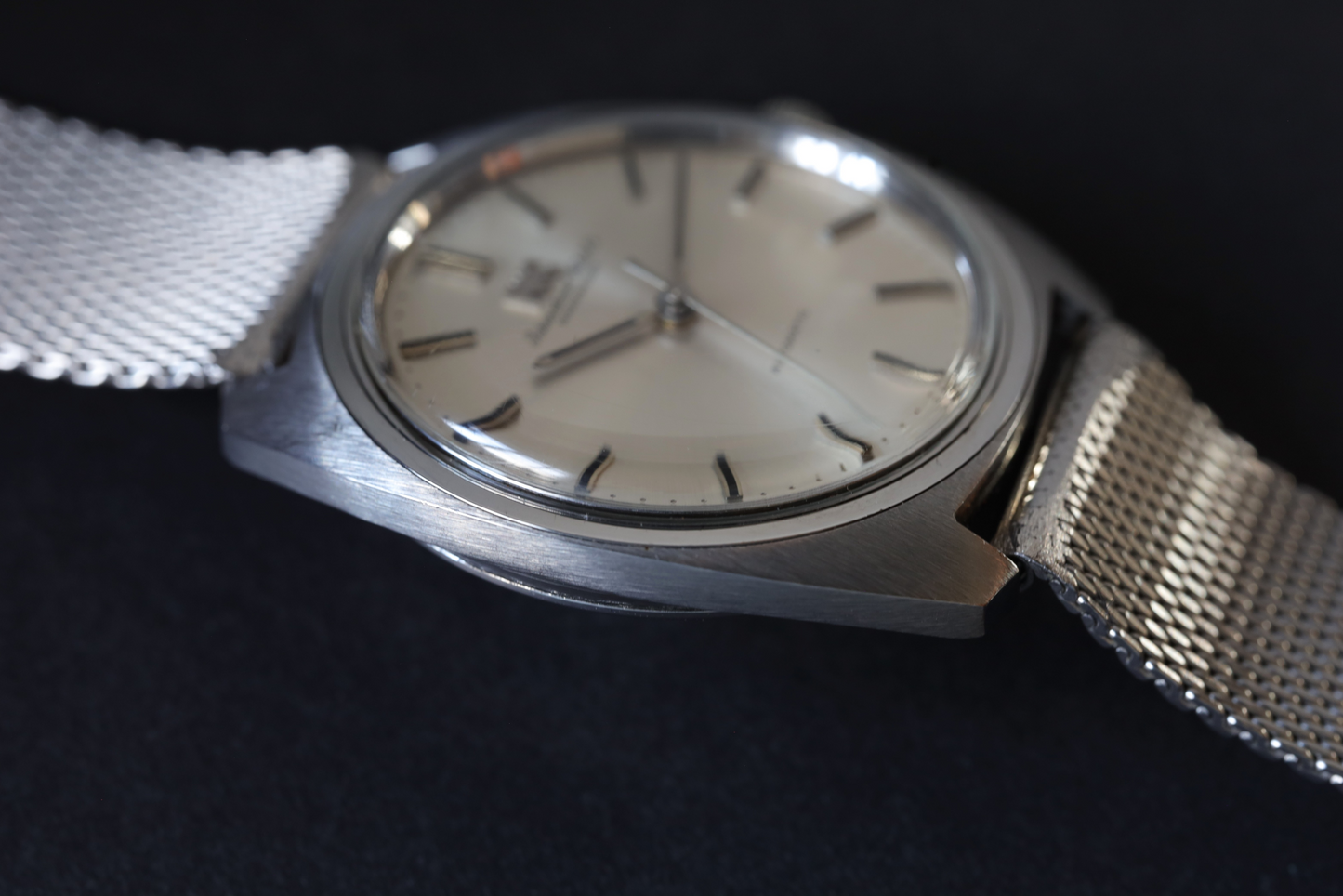 IWC (International Watch Company) 69's / SCHAFFHAUSEN / Cal.854B 