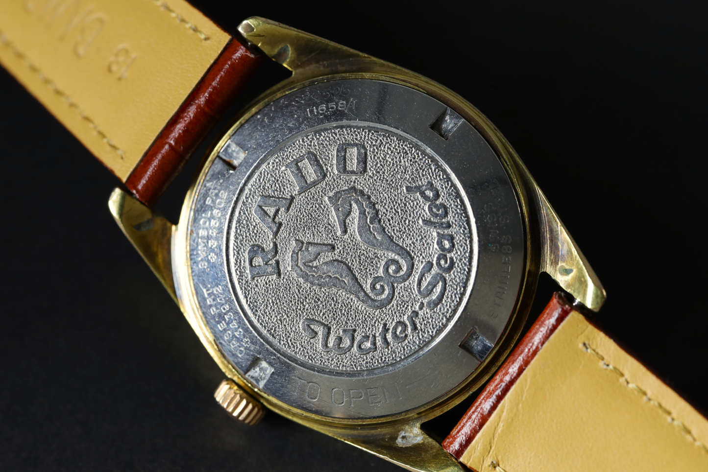 RADO (ラドー) 　60's / Green Horse / Cal.1858