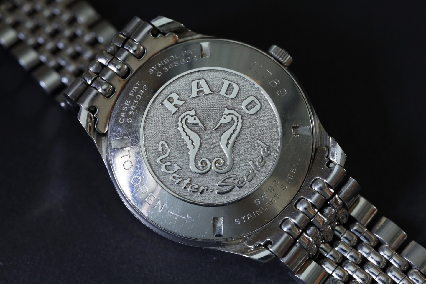 RADO(ラドー) 　60's  /  Green Horse 6  /  Cal.1806