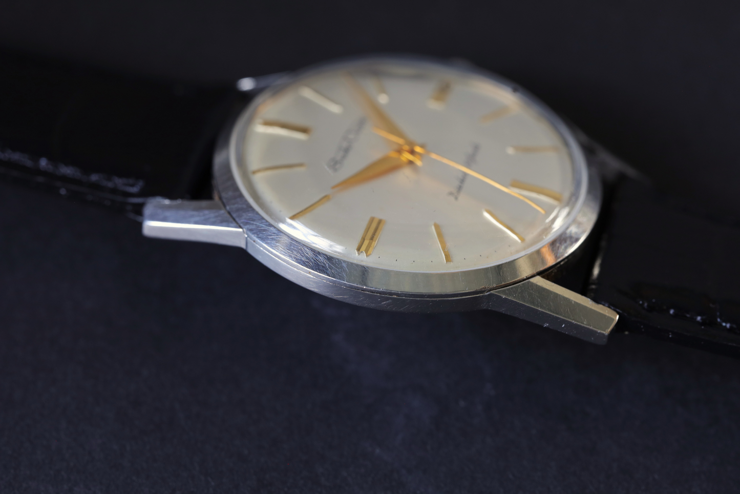 SEIKO(セイコー) 　60's  / Crown / Cal.560