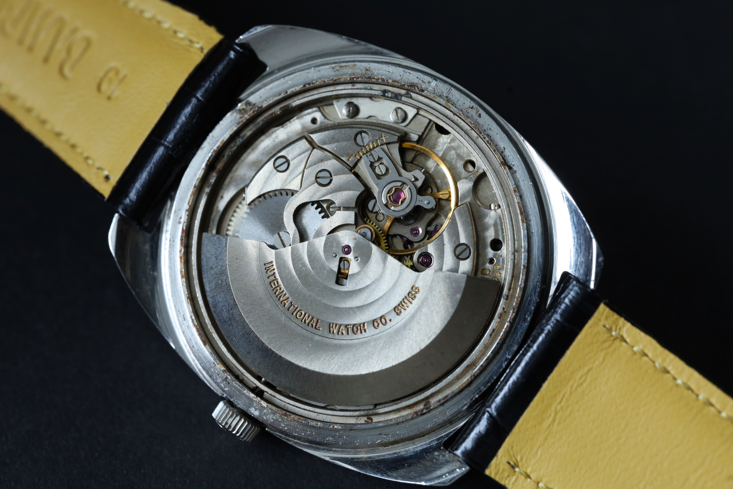 IWC (International Watch Company) 70's / SCHAFFHAUSEN / Cal.8541b